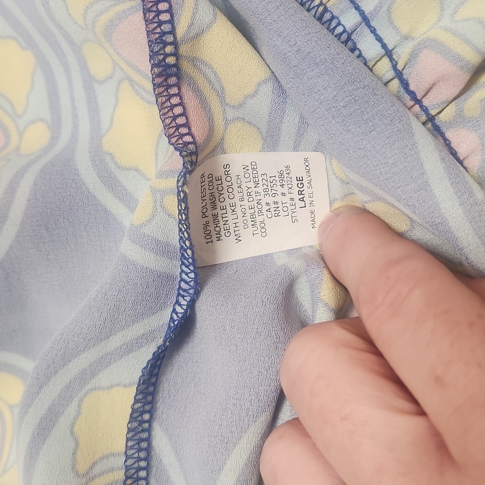 Sweet Pea by Stacely Frati blouse, size Large - Picture 7 of 7
